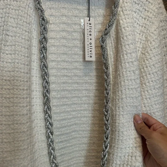 Alice + Olivia
Akira Embellished-Trim Cardigan Size XL - Picture 8 of 13